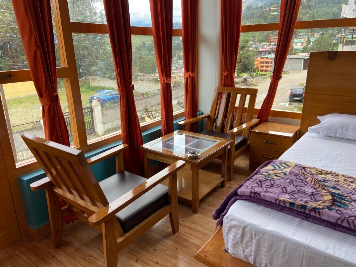 Hotel Mansarovar Inn Munsyari Exteriér fotografie