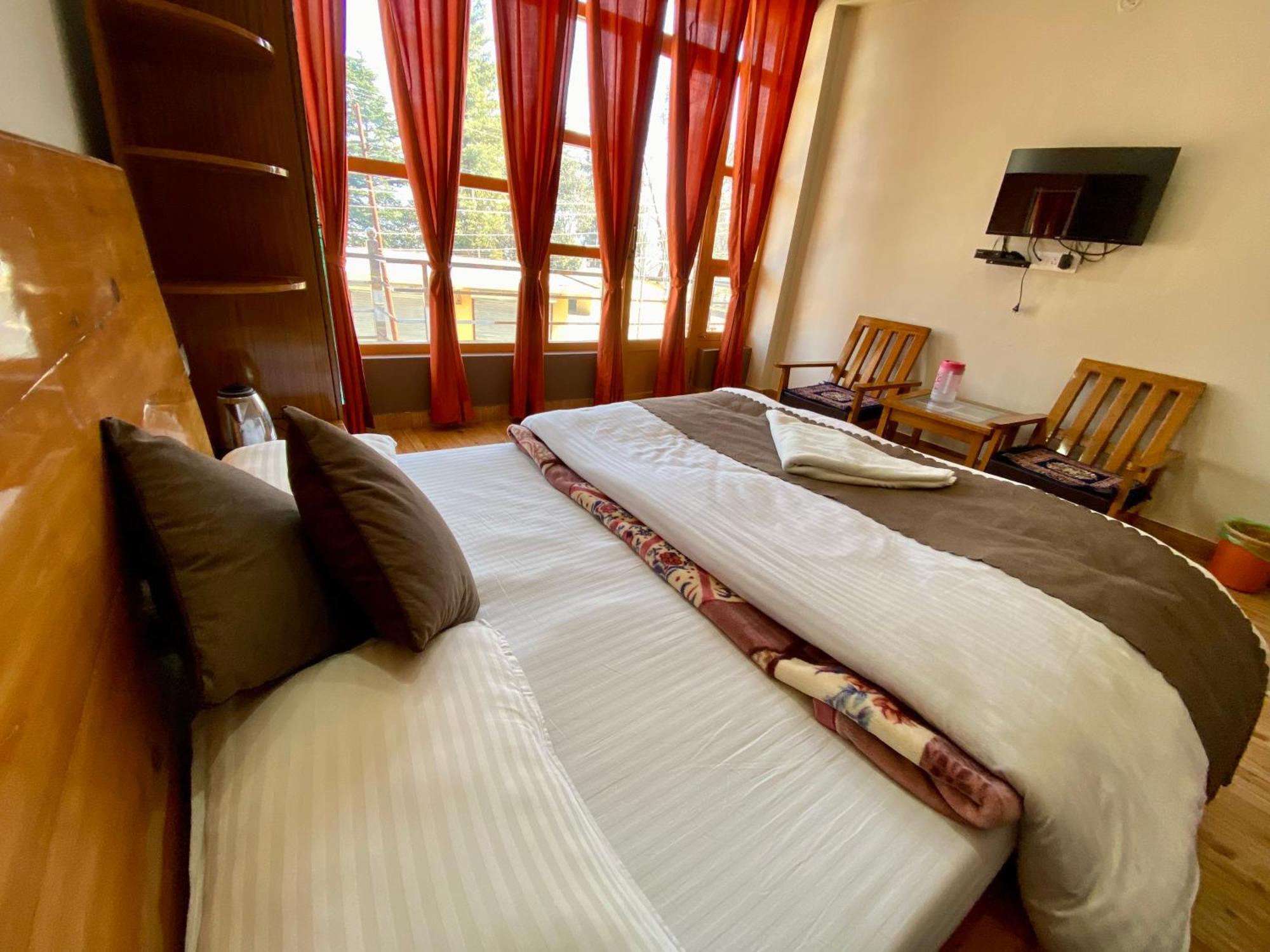 Hotel Mansarovar Inn Munsyari Exteriér fotografie